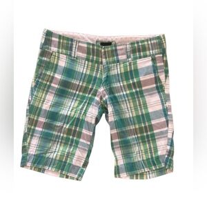Hurley women’s Bermuda shorts green white plaid long length size 7